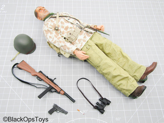 USMC Male Dressed Body w/Beretta M38A, Pistol, & Accessories