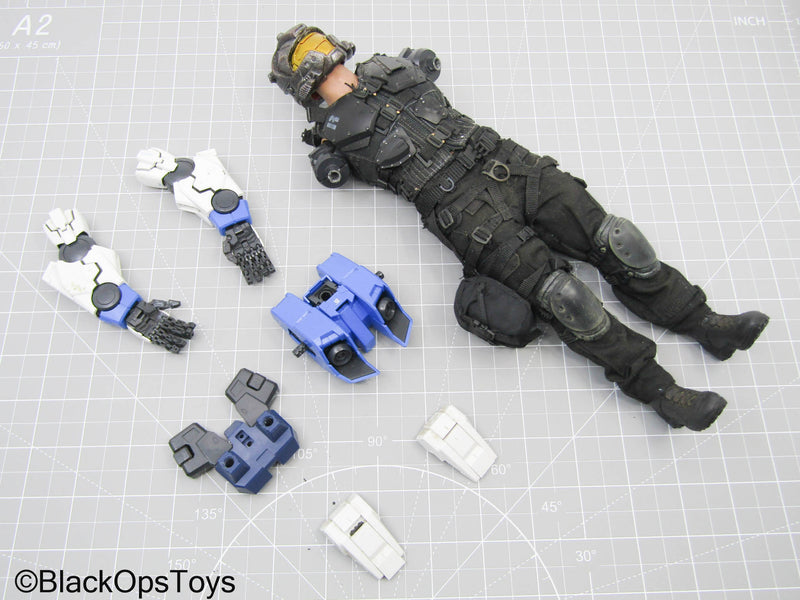 Load image into Gallery viewer, Custom Halo Inspired Full Dressed Body w/Mecha Arms &amp; Armor
