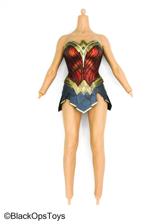 Wonder Woman - Female Body w/Armor Set (READ DESC)