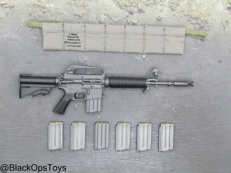 Load image into Gallery viewer, Vietnam War US Army - CAR-15 Assult Rifle w/Bandoleer
