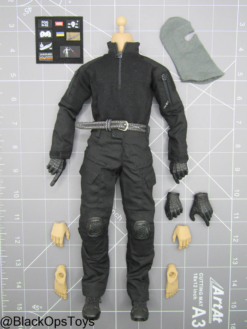 Load image into Gallery viewer, Paramilitary Forces Op. B - Male Dressed Body w/Hands &amp; Shoes
