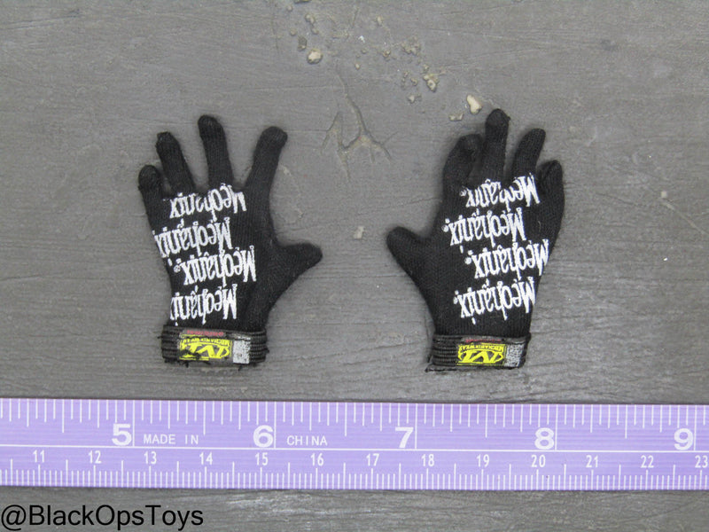 Load image into Gallery viewer, PMC - Black Gloves
