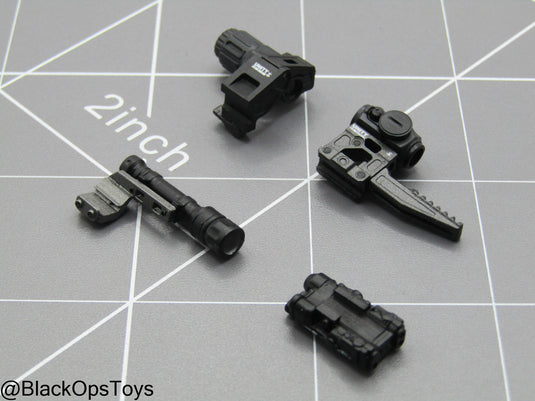 Paramilitary Forces Op. B - Weapon Attachment Set