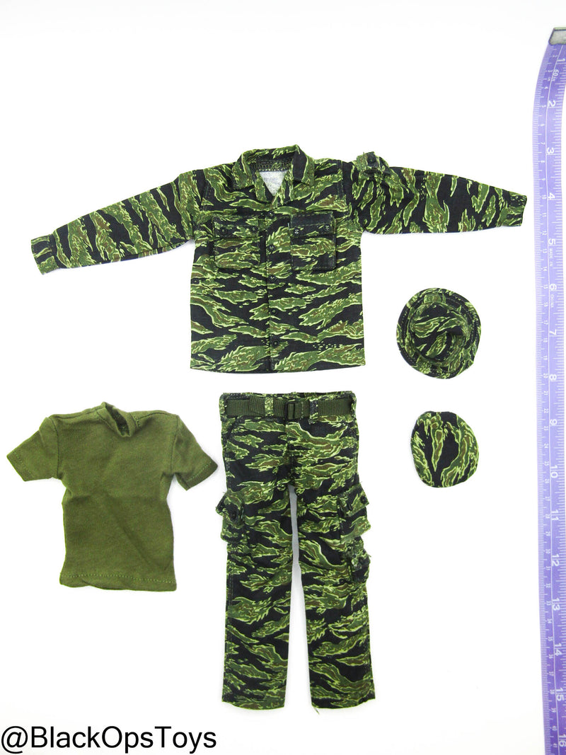Load image into Gallery viewer, Vietnam Era Tiger Stripe Uniform Set - MINT IN PACKAGE
