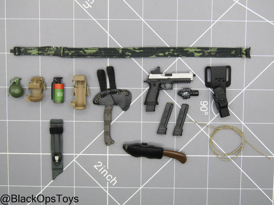 Paramilitary Forces Op. B - Battle Belt Set w/Pistol