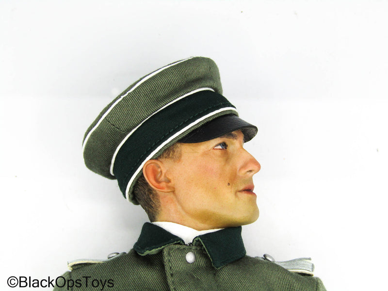 Load image into Gallery viewer, WWII - German WH Infantry - Male Body w/Head Sculpt &amp; Green Uniform
