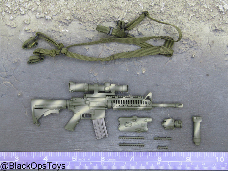 Load image into Gallery viewer, ODA SF Team Leader - Camo M4 Carbine w/Attachment Set
