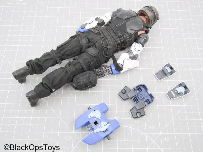 Load image into Gallery viewer, Custom Halo Inspired Full Dressed Body w/Mecha Arms &amp; Armor
