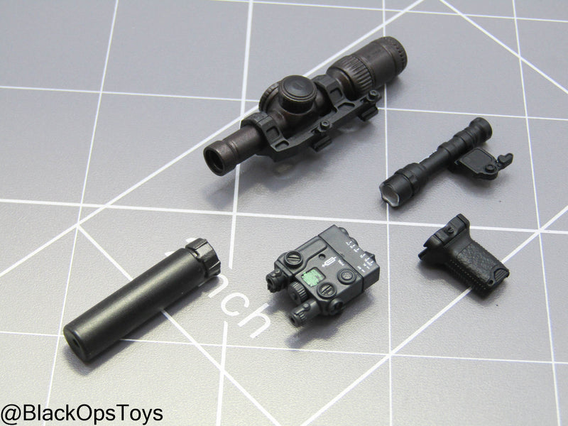 Load image into Gallery viewer, Special Forces Weapon Set G - Weapon Attachment Set
