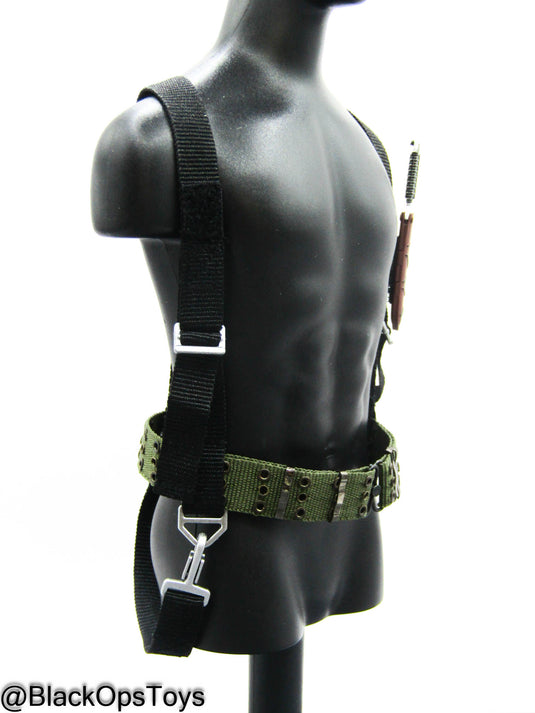 MGS - ERDL Camo Snake - STABO Harness w/Knife & Sheath