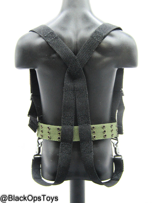 MGS - ERDL Camo Snake - STABO Harness w/Knife & Sheath