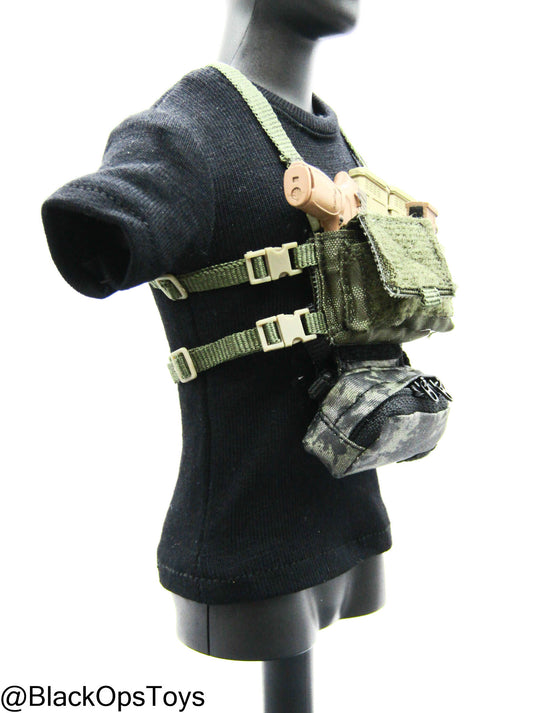 Modular Weapon Set Ver. E - Chest Rig & Dangle Pouch w/Pistol Set