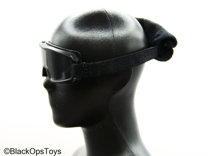 Load image into Gallery viewer, BFE+ Counter Terrorism Police Force - Black Goggles w/Dust Cover
