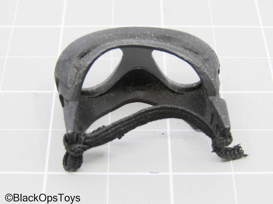 Black Scuba Mask