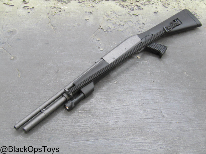 Load image into Gallery viewer, Remington M870 Shotgun w/Flashlight &amp; Sling
