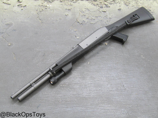 Remington M870 Shotgun w/Flashlight & Sling
