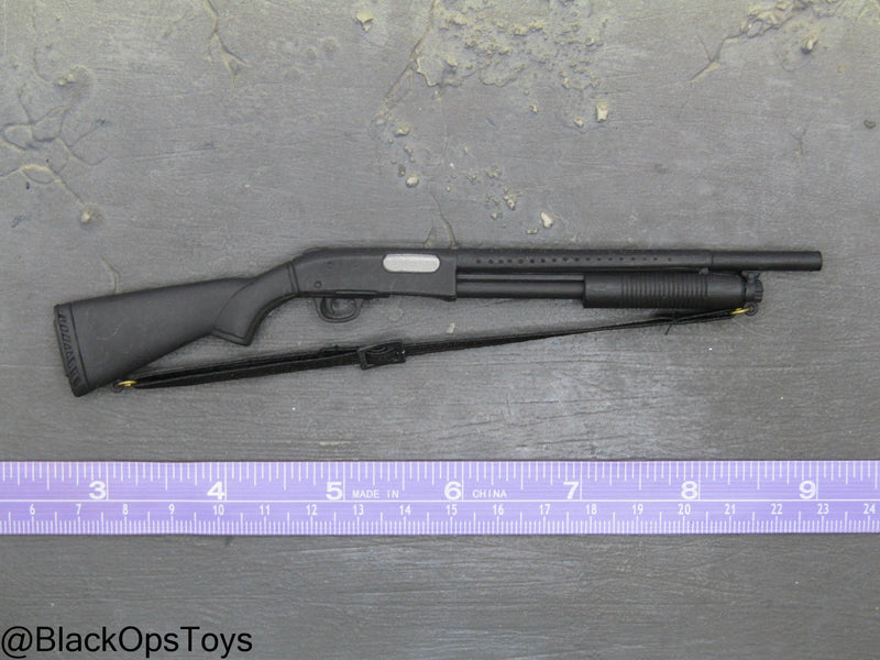 Load image into Gallery viewer, Stevens M520-30 Riot Shotgun w/Sling
