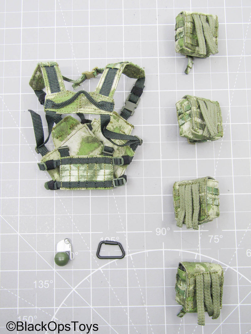Load image into Gallery viewer, SSO - Russian Federation - ATACS Camo Gunner Rig
