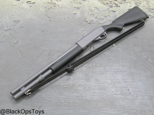 Remington M870 Shotgun w/Sling