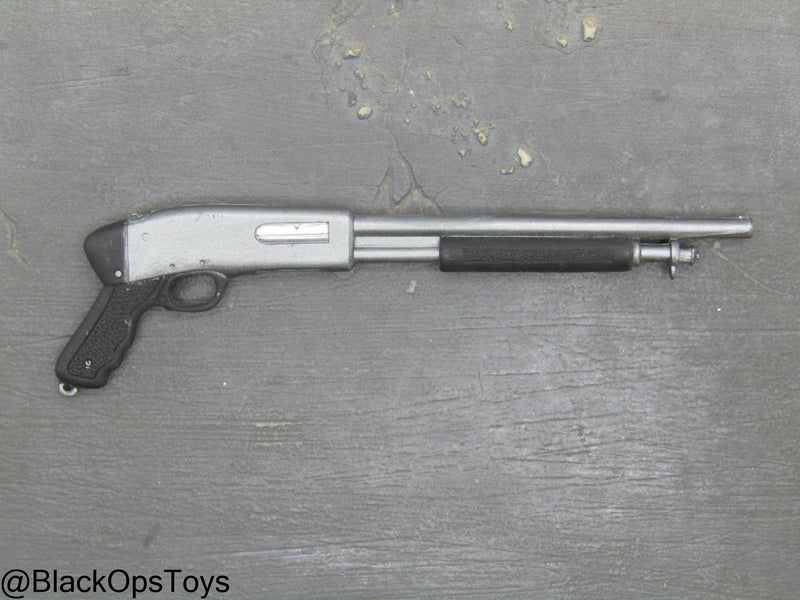Load image into Gallery viewer, Mossberg 590 Shotgun w/Pistol Grip
