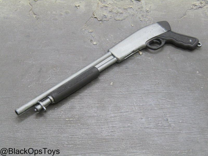 Load image into Gallery viewer, Mossberg 590 Shotgun w/Pistol Grip

