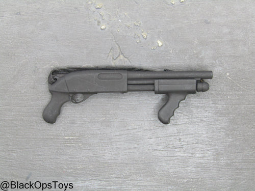 Remington M870 Mad Dog Shotgun w/Sling