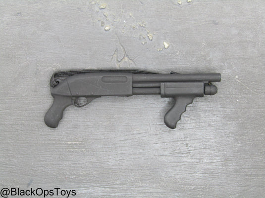 Remington M870 Mad Dog Shotgun w/Sling