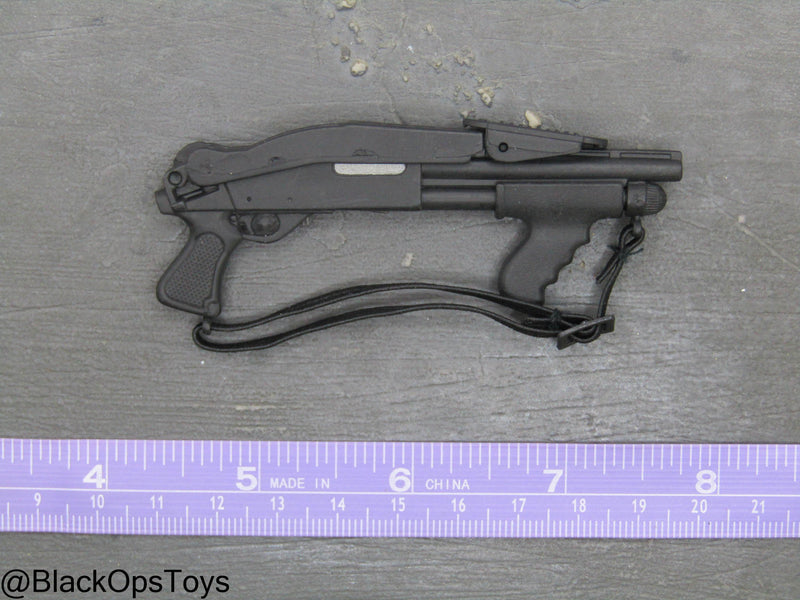 Load image into Gallery viewer, Remington M870 Shotgun w/Folding Stock &amp; Sling
