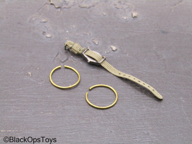 Load image into Gallery viewer, Vietnam US MACV-SOG - Watch w/Gold Bracelets

