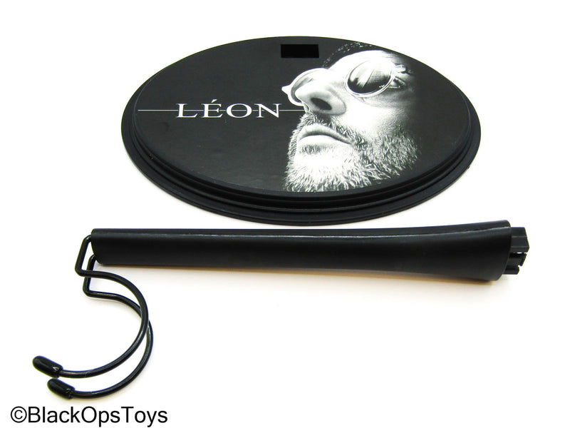 Load image into Gallery viewer, Léon The Professional - Male Base Body w/Hand Set &amp; Stand
