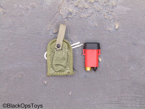 Vietnam US MACV-SOG - Strobe Light w/Pouch