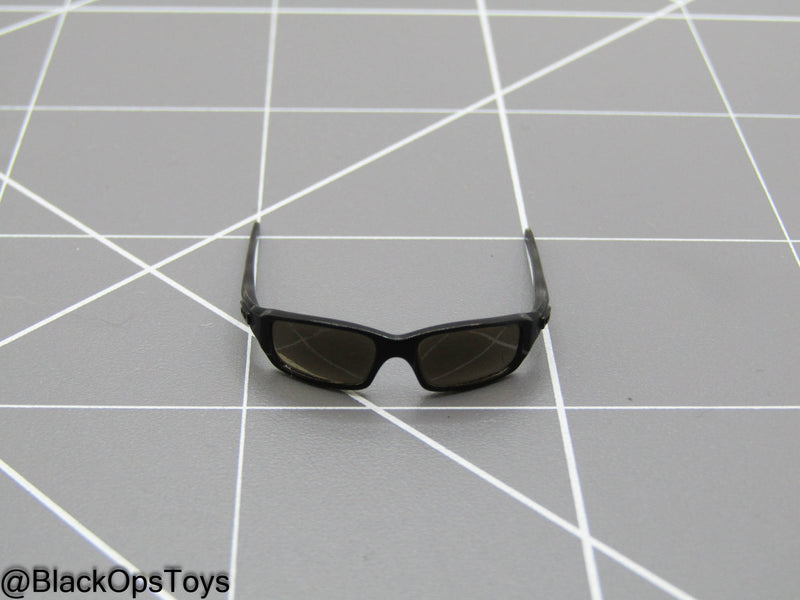 Load image into Gallery viewer, Deadpool &amp; Wolverine - Blade - Black Sunglasses
