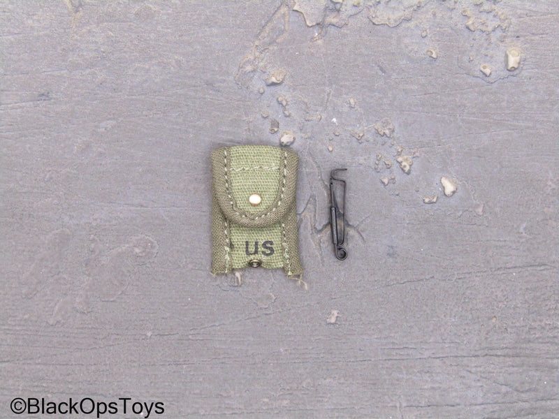 Load image into Gallery viewer, Vietnam US MACV-SOG - Green Letter Pouch
