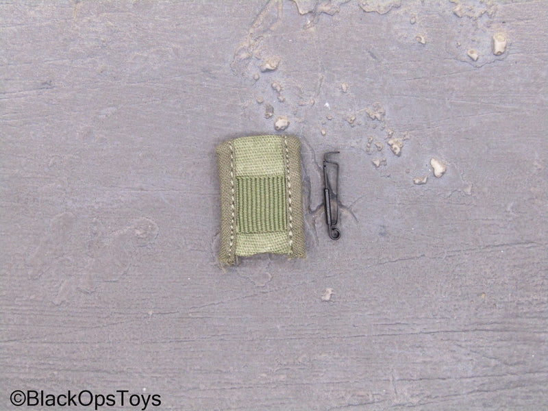 Load image into Gallery viewer, Vietnam US MACV-SOG - Green Letter Pouch
