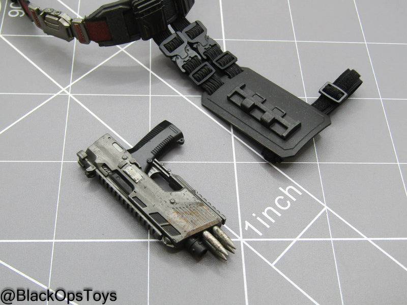 Load image into Gallery viewer, Deadpool &amp; Wolverine - Blade - Belt w/Pistol &amp; Drop Leg Holster
