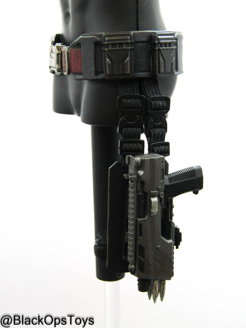 Load image into Gallery viewer, Deadpool &amp; Wolverine - Blade - Belt w/Pistol &amp; Drop Leg Holster
