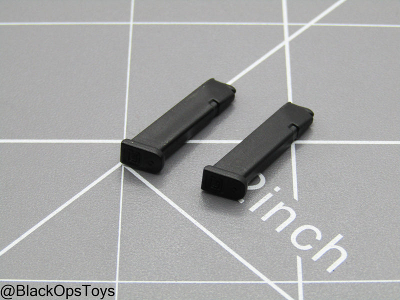 Load image into Gallery viewer, Compact Weapon Series 2 - Black Pistol Magazines (x3)

