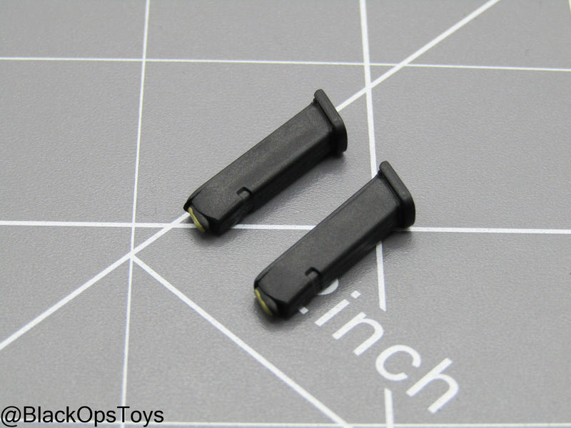 Load image into Gallery viewer, Compact Weapon Series 2 - Black Pistol Magazines (x3)
