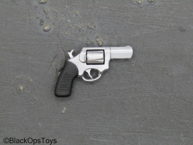Load image into Gallery viewer, Léon The Professional - Silver Like Snub Nose Revolver

