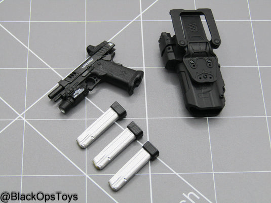 LAPD S.W.A.T. - Battle Belt w/STI 2011 P Pistol & Gear Set