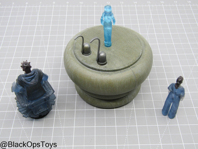 Load image into Gallery viewer, Star Wars - Light Up Hologram Table w/Holograms Type 1
