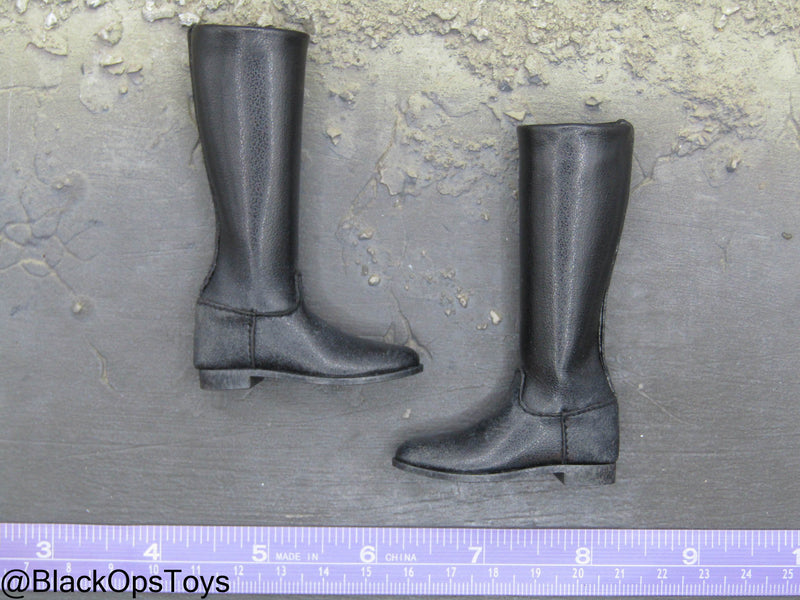 Load image into Gallery viewer, Star Wars ROTJ - Han Solo - Black Leather Like Boots (Peg Type)
