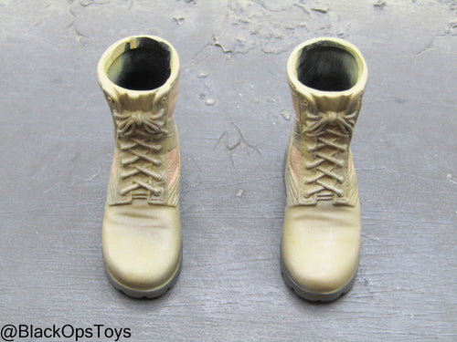 Weathered Tan Combat Boots (Foot Type)