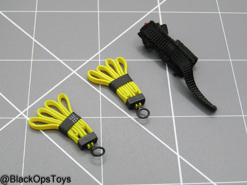 Load image into Gallery viewer, HK SDU Assault Team Rifleman - Flexcuffs w/Pouch
