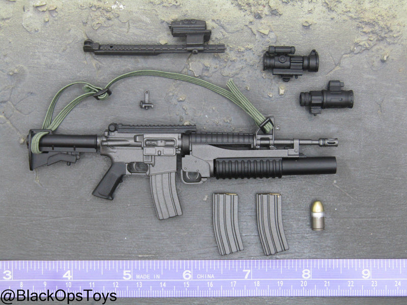 Load image into Gallery viewer, M4 Carbine w/M203 Grenade Launcher &amp; Attachment Set
