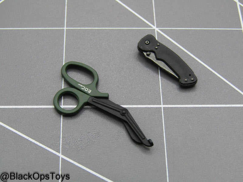 Load image into Gallery viewer, HK SDU Assault Team Rifleman - Medical Shears &amp; Pocket Knife
