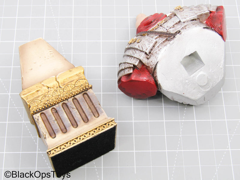 Load image into Gallery viewer, Silver Romain Captain Bust (Haoyu Toys)
