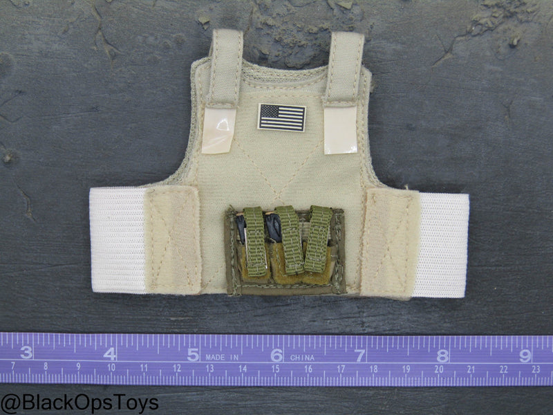 Load image into Gallery viewer, FDE Tan Body Armor w/American Flag Patch &amp; Triple Cell Pistol Mag Pouch
