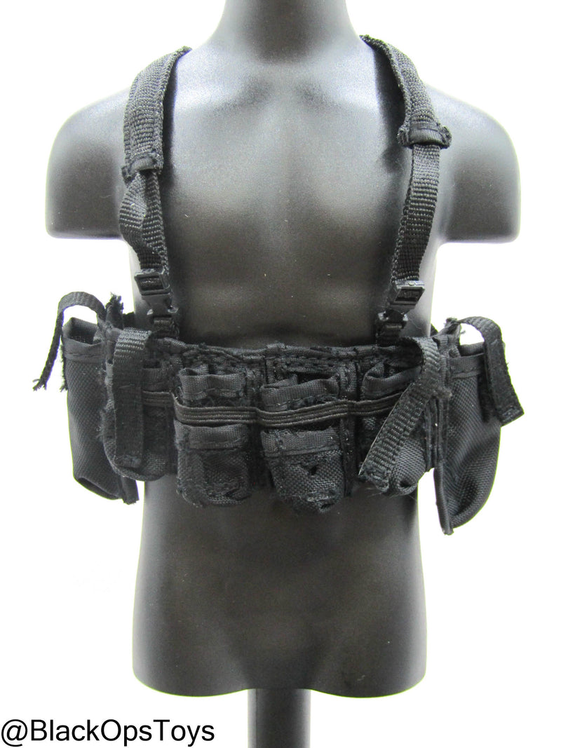Load image into Gallery viewer, Black Chest Rig
