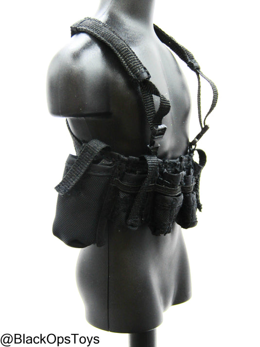 Black Chest Rig